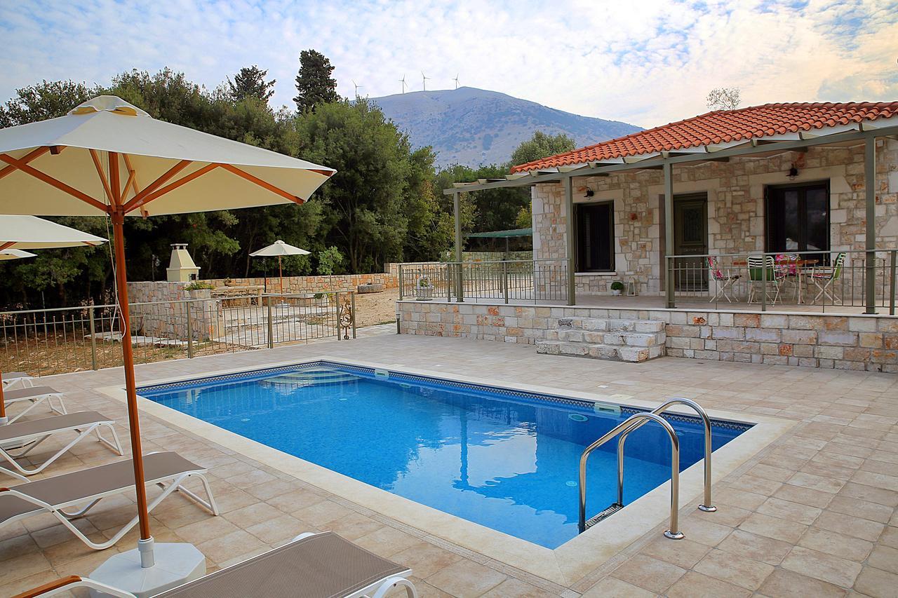 Forest Villas Kefalonia Logarata Exteriér fotografie